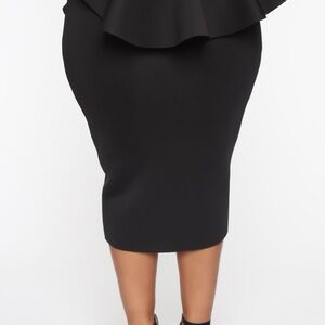 Fashion Nova Black Midi Pencil Skirt with Ruffled Style for Work